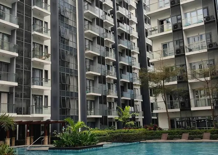 Skyline 81 Newport Condotel Naia T3