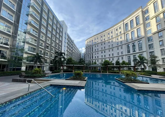 Skyline 81 Newport Condotel Naia T3 Aparthotel 3*