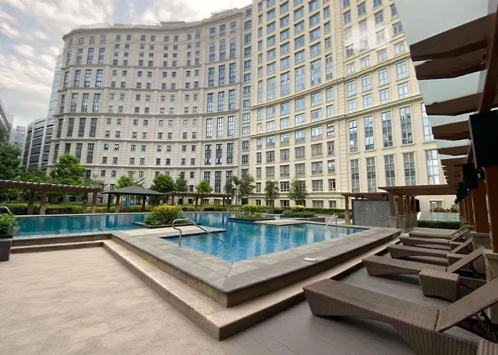 Skyline 81 Newport Condotel Naia T3 3*